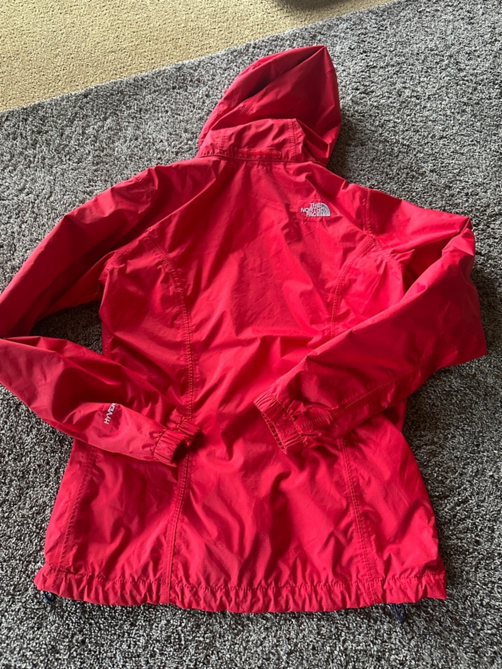 The North Face Red Woman’s Hooded Rain Jacket Small Snow Winter Bright Utility - Picture 7 of 8